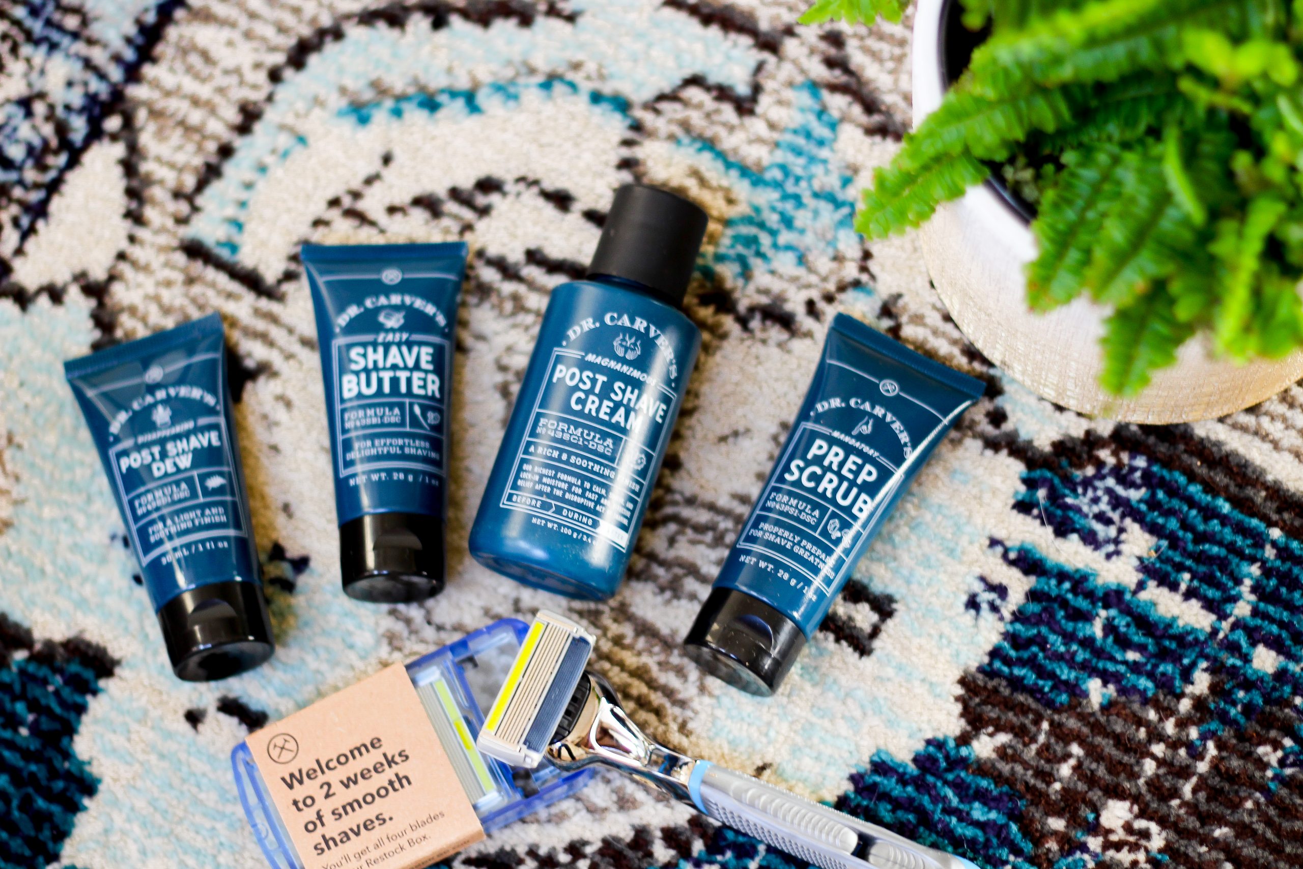 Dollar Shave Club Kit with Razor, Refills & Shaving Essentials