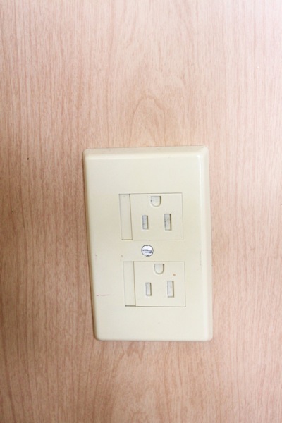 Outlet cover