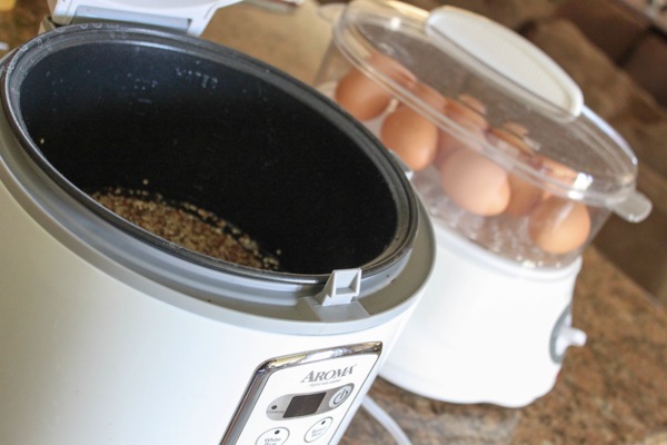 Steamed eggs and quinoa