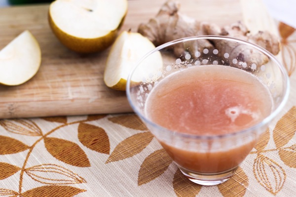 apple pear ginger saketini recipe