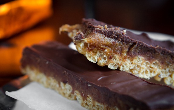 Vegan peanut butter twix crispies 7470 thumb