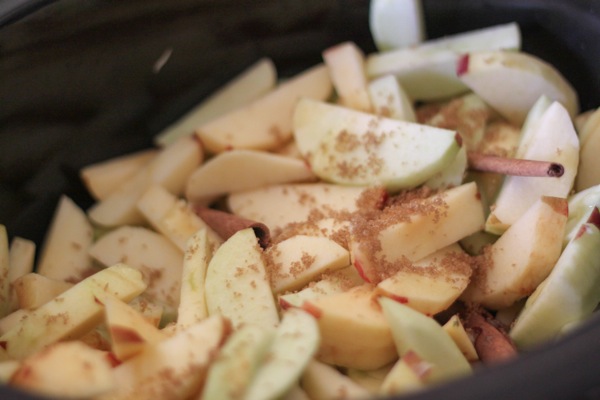 apples in the slow cooker
