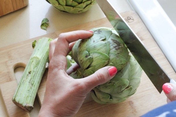 cut the top of the artichoke