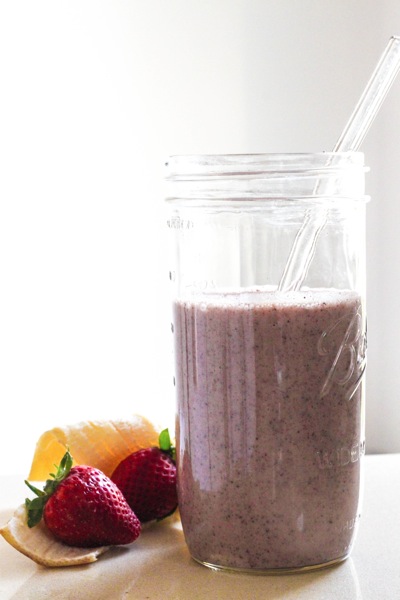 Banana split smoothie - The Fitnessista