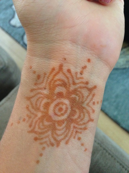 Henna tattoo