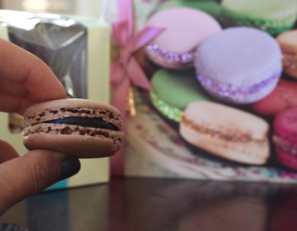 Macaron  1 of 1