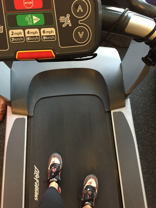 how to read and run on the treadmill