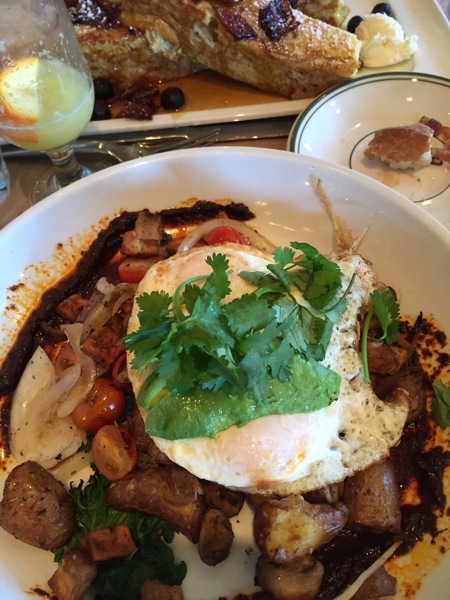 Vegan hash with eggs