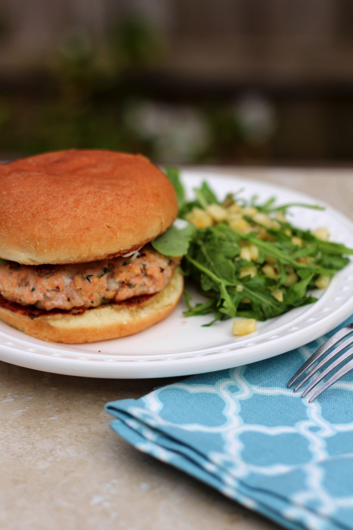 Salmon burger