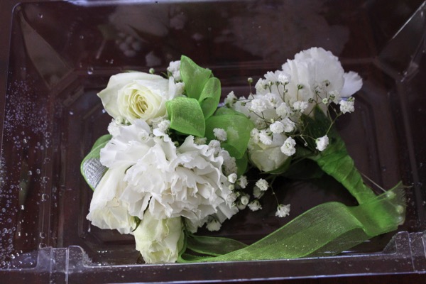 Corsage 2