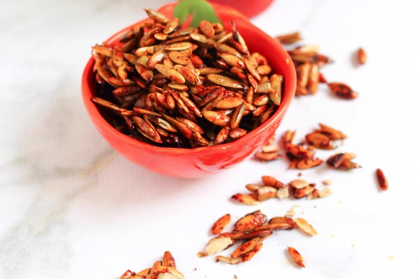 Honey sriracha pumpkin seeds