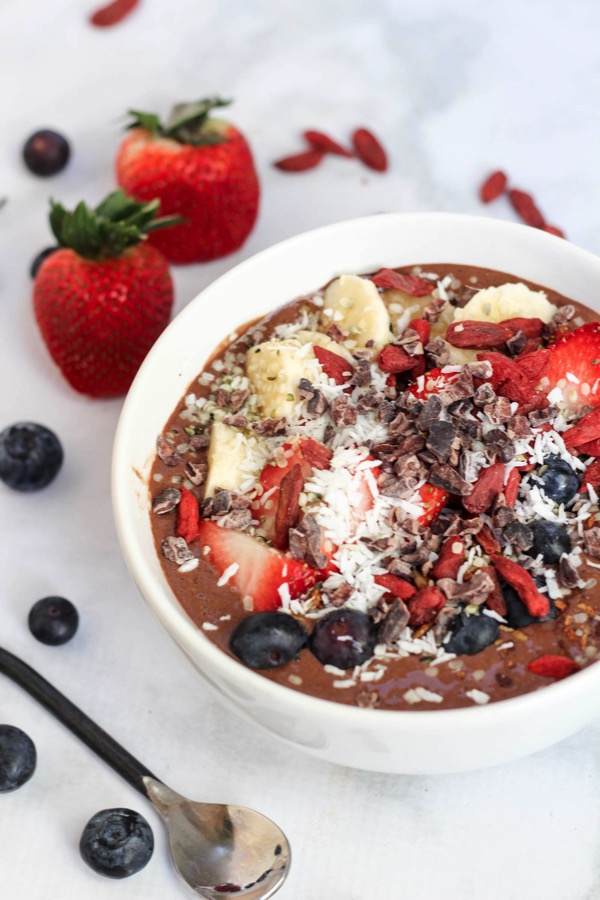 Chocolate protein acai bowl 