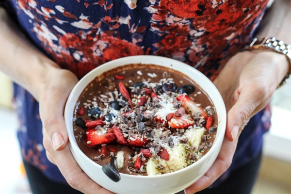 Chocolate acai bowl