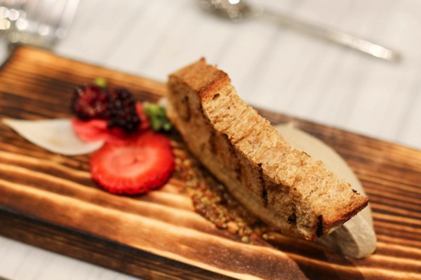 Foie w barrio bread