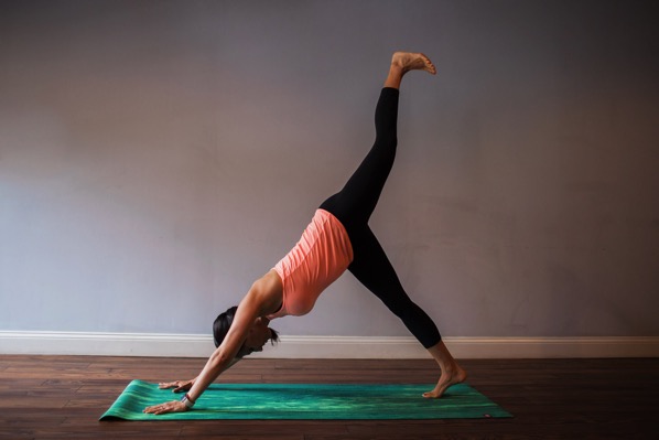 should your feet be flat in downward dog