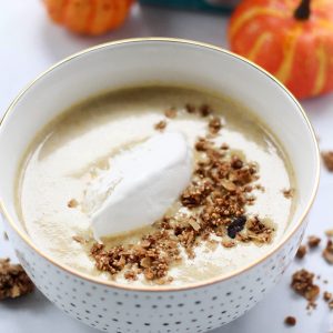 pumpkin pie smoothie bowl