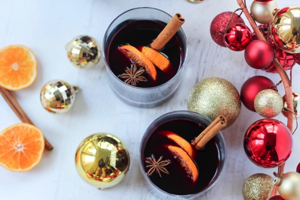 Holiday spice sangria