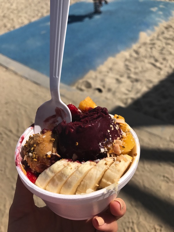 Acai bowl