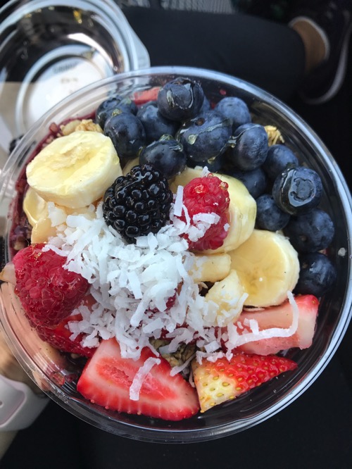 Acai bowl