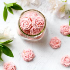 DIY shower steamers and so easy to make and make the shower smell amazing. Use your favorite essential oils. fitnessista.com