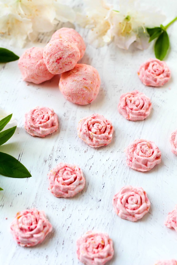 rose-shaped DIY shower steamers