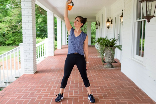 Quick and sweaty 1 kettlebell workout you can do anywhere. All the details at fitnessista.com