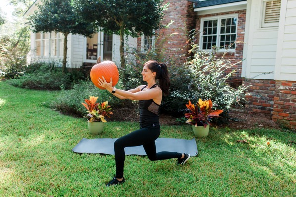 Pumpkin lunge