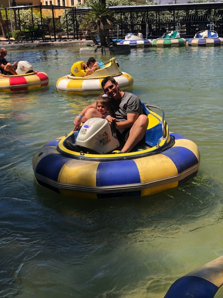 Bumper boats