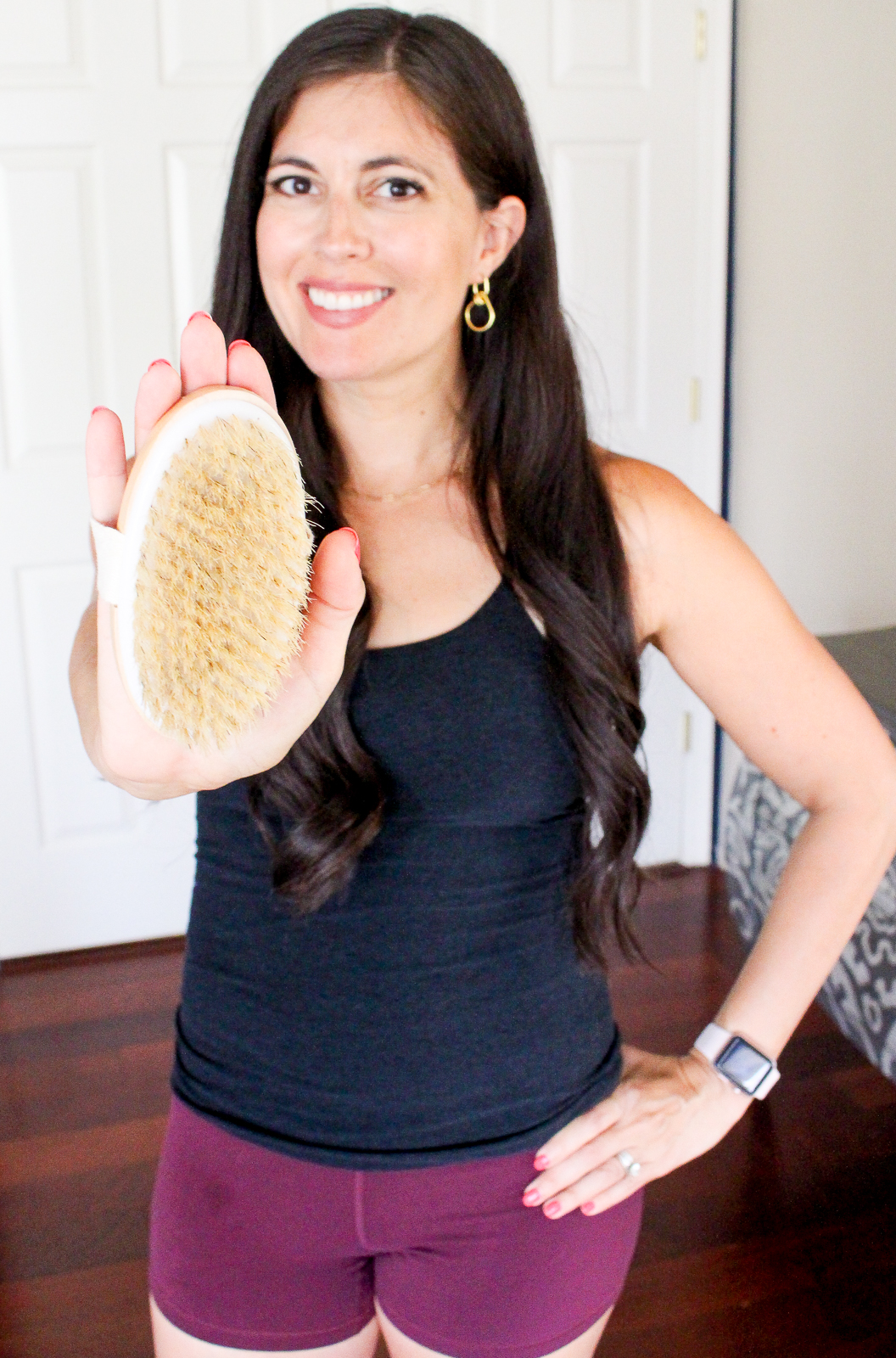 Dry Brushing Skin Benefits and How to Dry Brush