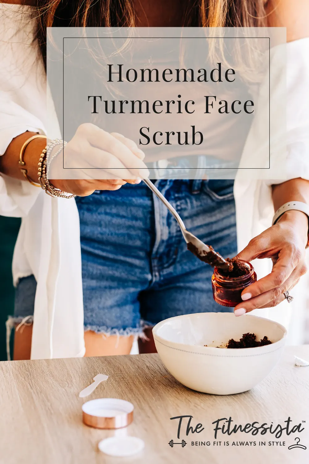 How to Make Turmeric Face Scrub