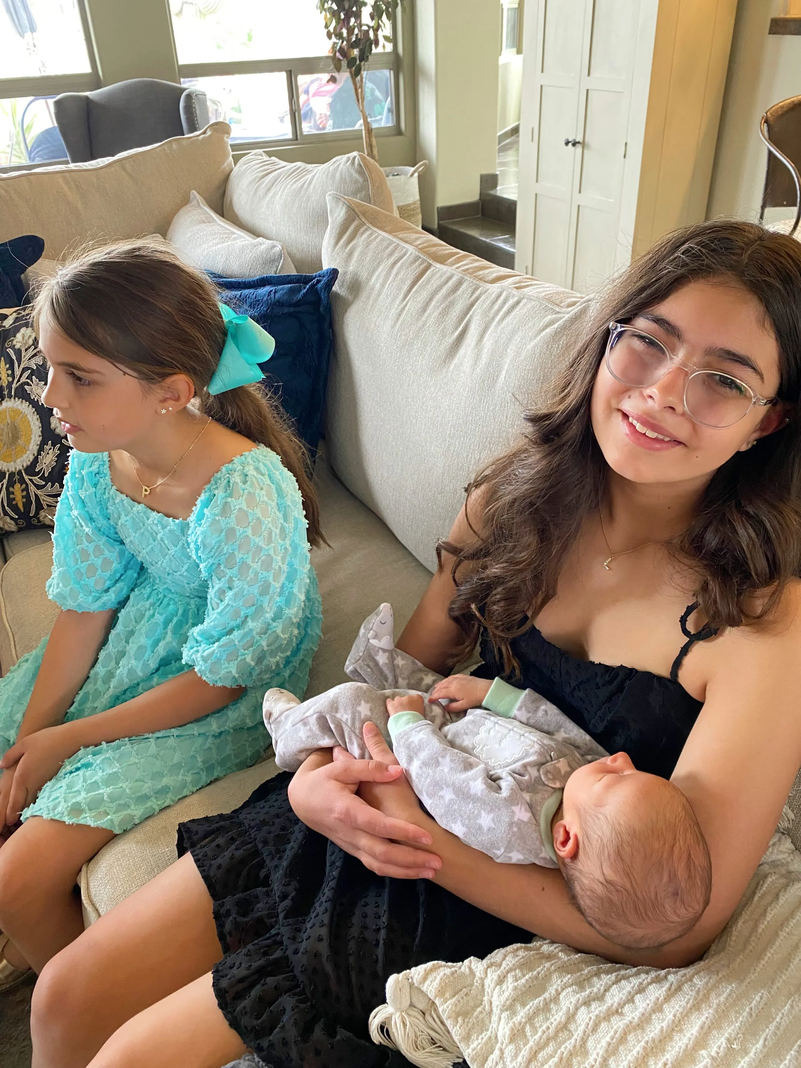 girls with baby Hudson
