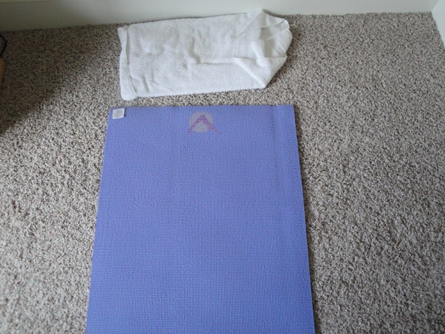fitness yoga journey + aurorae yoga mat review + GIVEAWAY – Fit