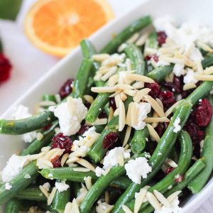 Green beans with goat cheese, almonds and cranberries - The Fitnessista