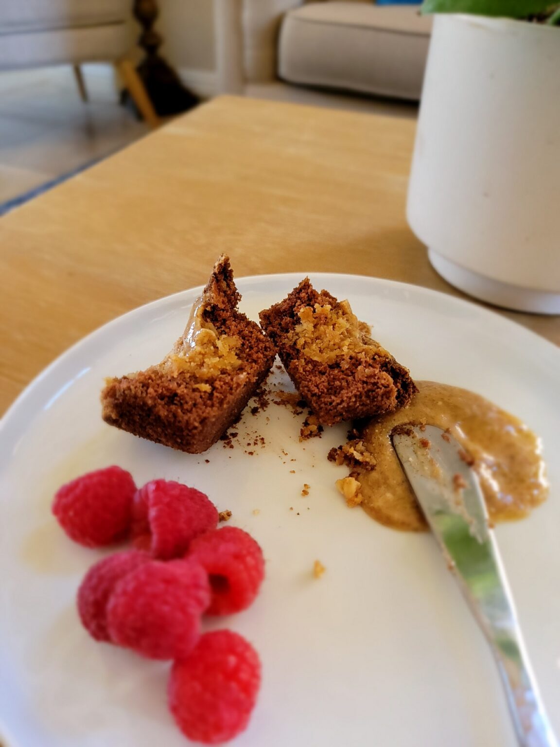 Latest Sakara Eats + Chocolate Love Muffin recipe The Fitnessista